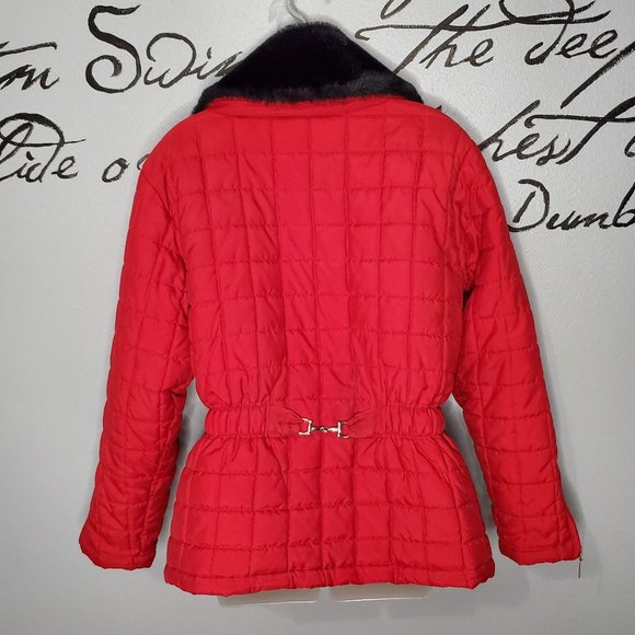 Old School Clothing Co. Red Puffer Coat with Detachable Faux Fur Collar, M - Picture 4 of 12